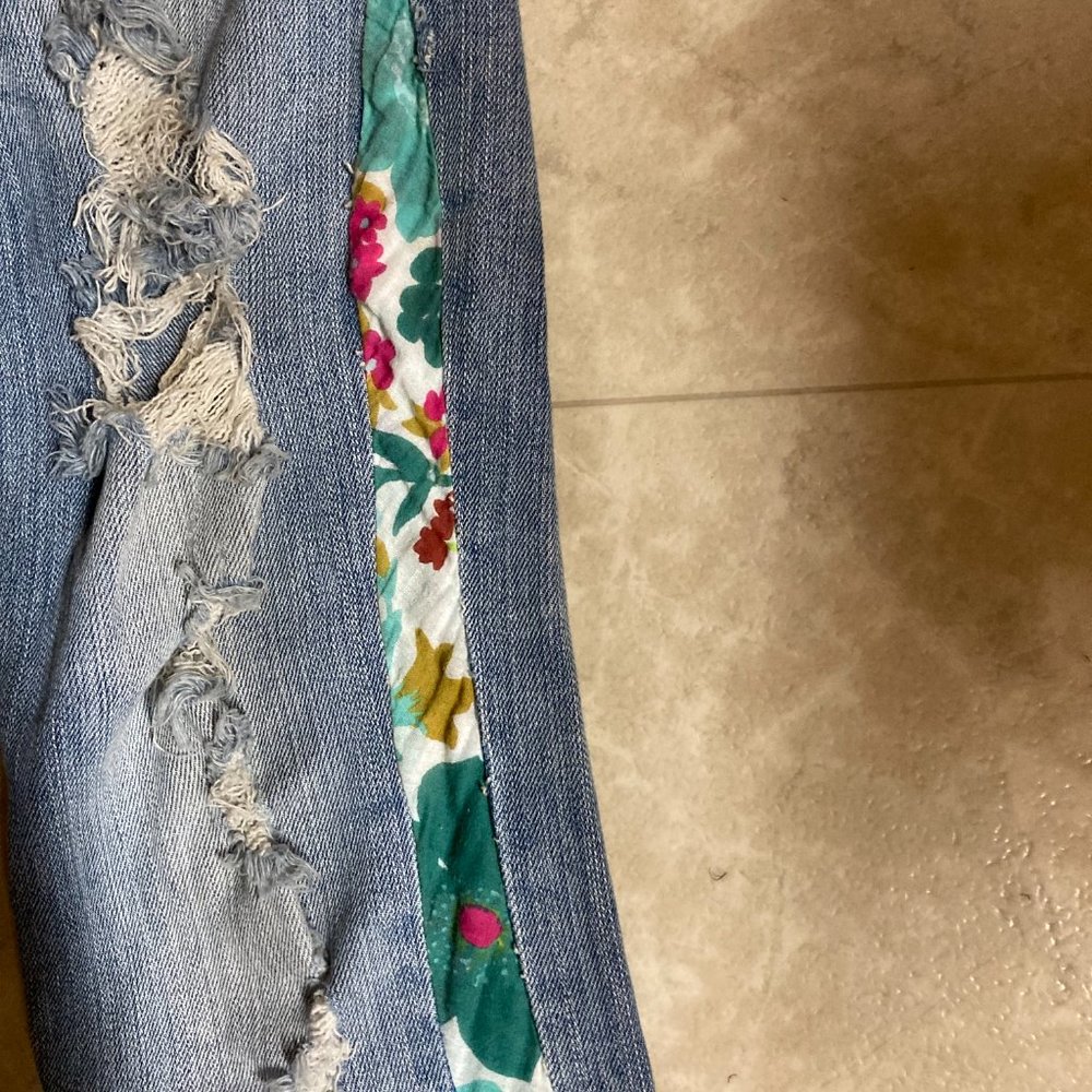 jeans - Picture 2 of 3